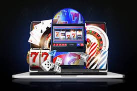 Tampilan roulette dealer langsung dengan chat pemain